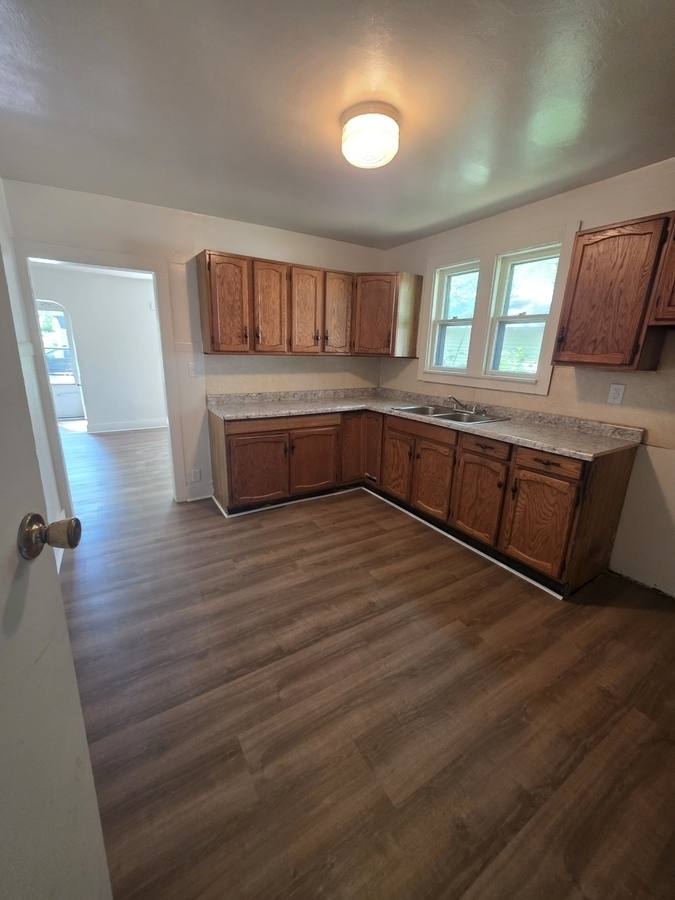 House for rent at 1920 Elwood St, Muskegon, MI 49442