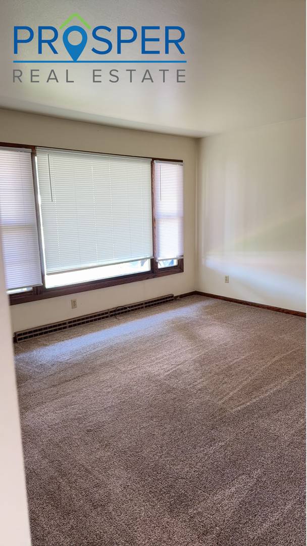 Apartment for rent at 527 E Lexington Blvd, Eau Claire, WI 54701
