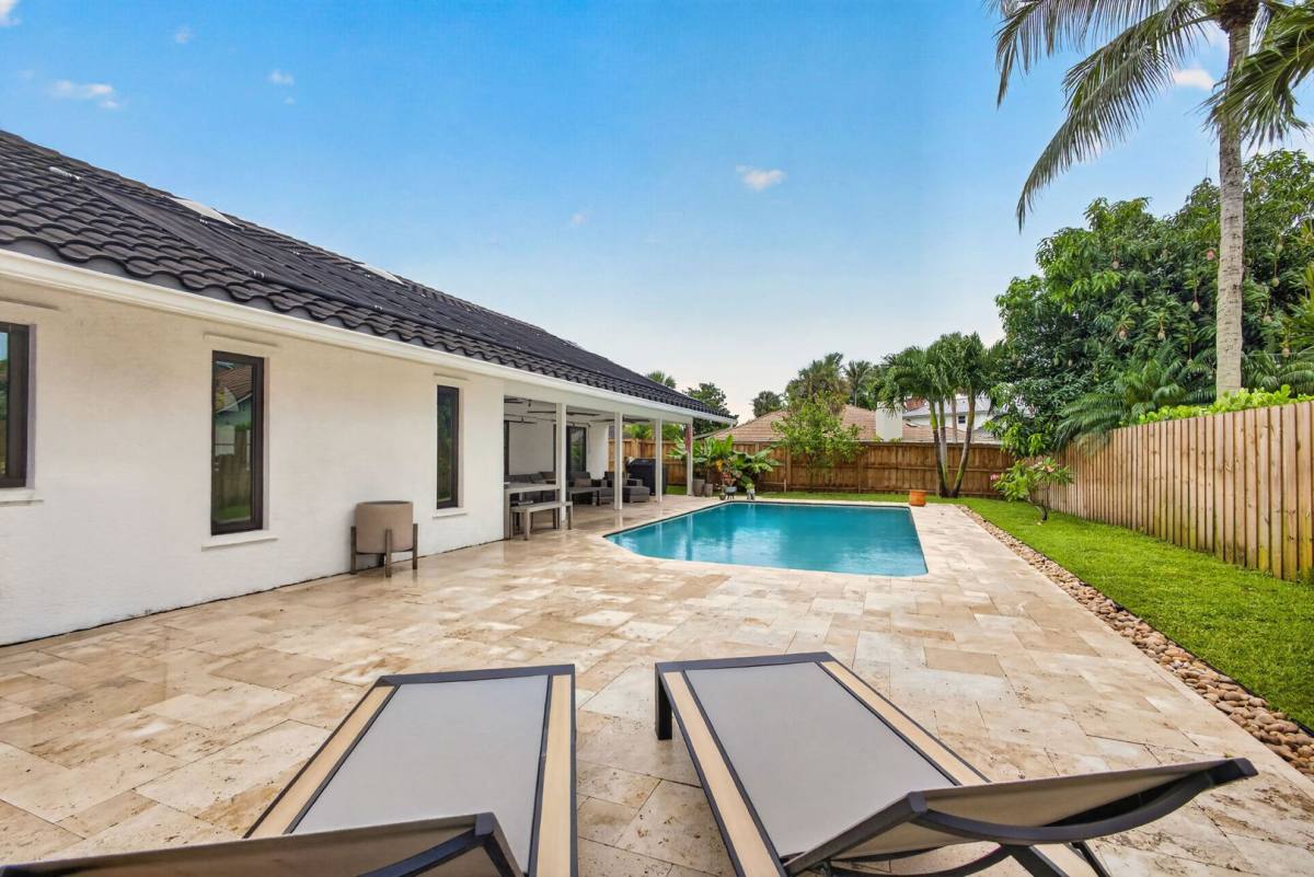 House for rent at 12897 La Rochelle, Palm Beach Gardens, FL 33410