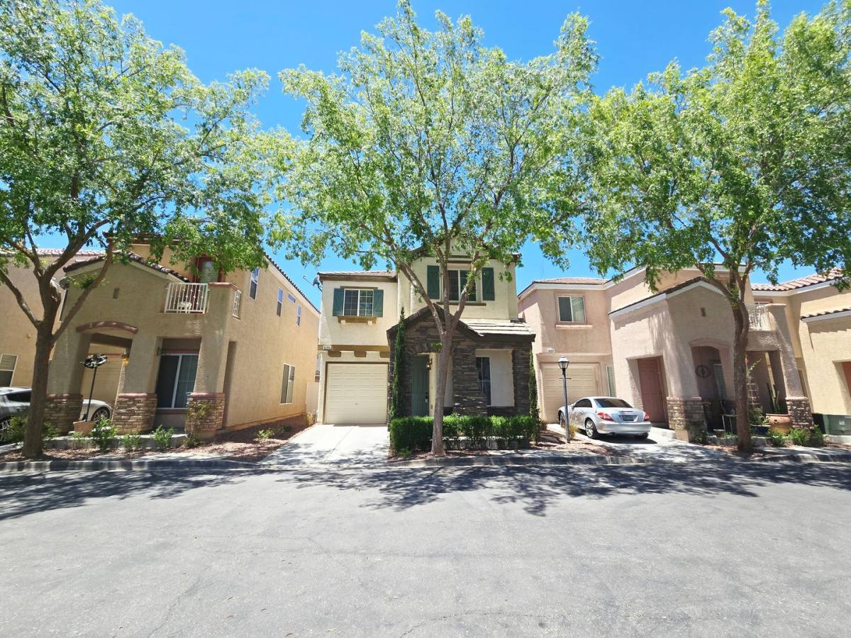 House for rent at 8295 Golden Flowers St, Las Vegas, NV 89139