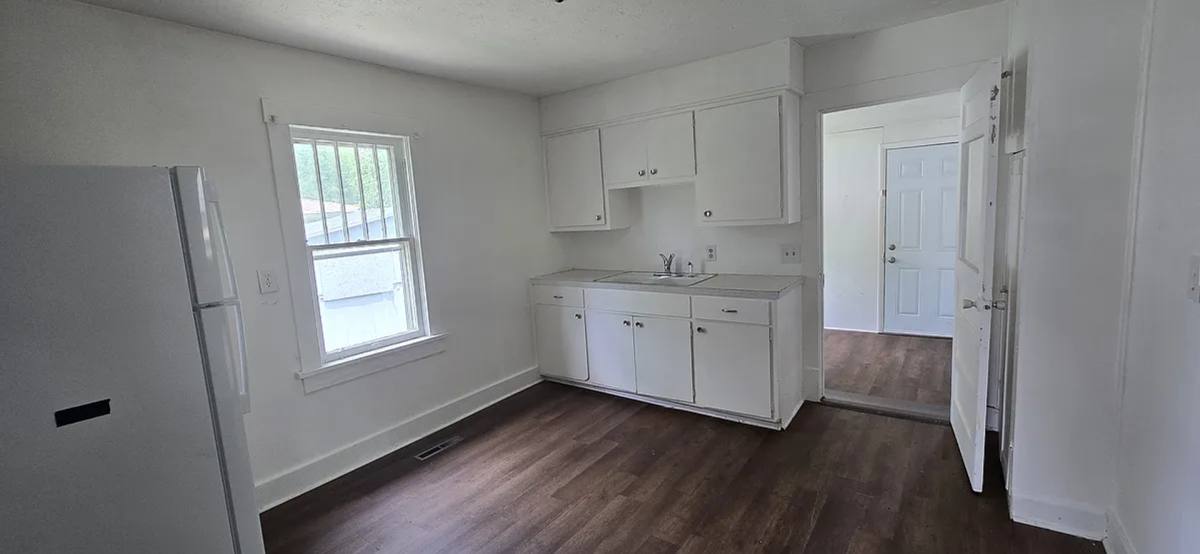House for rent at 2062 N Albertha Ave, Springfield, MO 65803