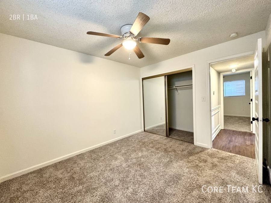Apartment for rent at 4410 Jarboe St #4, Kansas City, MO 64111