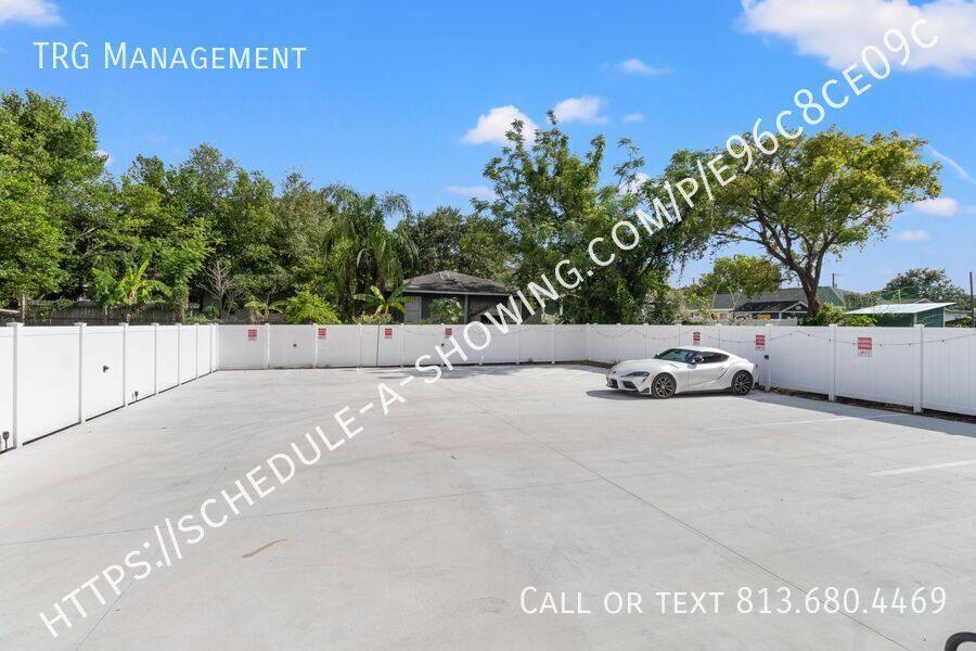 Apartment for rent at 911 E 23rd Ave #9, Tampa, FL 33605