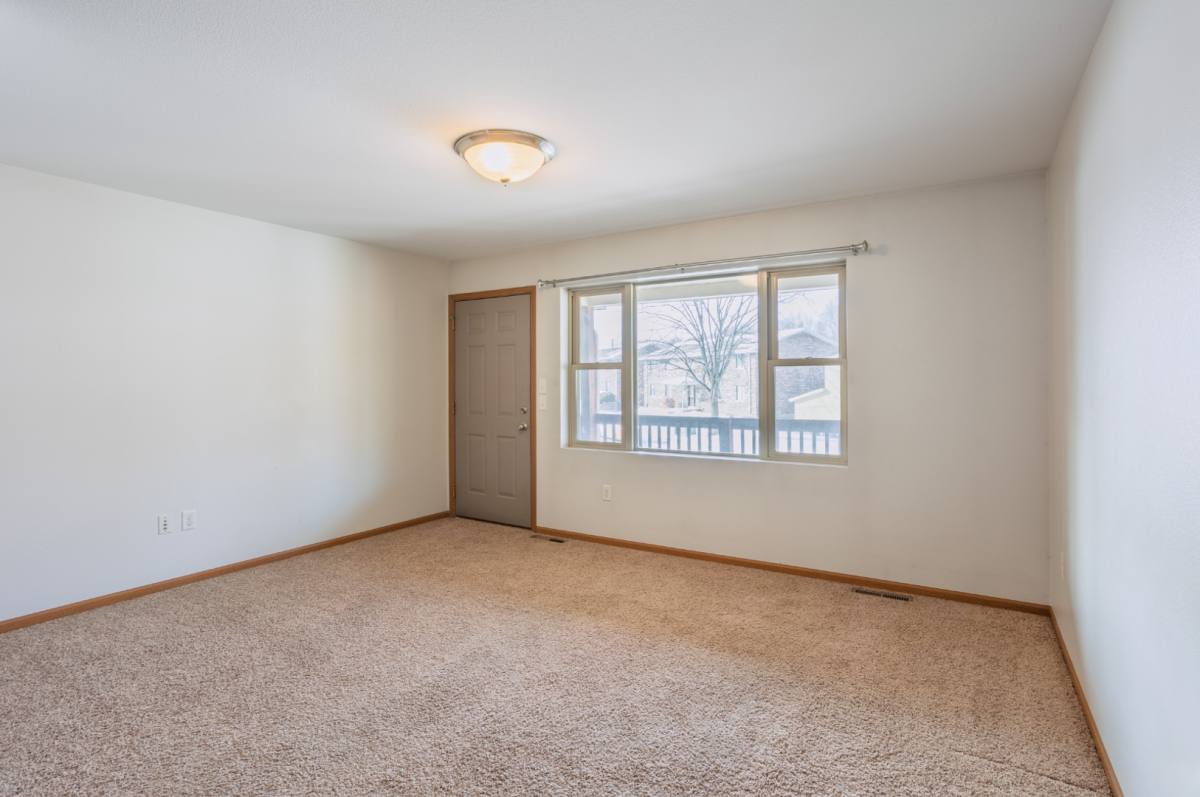 Townhouse for rent at 825 Hawkeye Dr #825, Dubuque, IA 52001