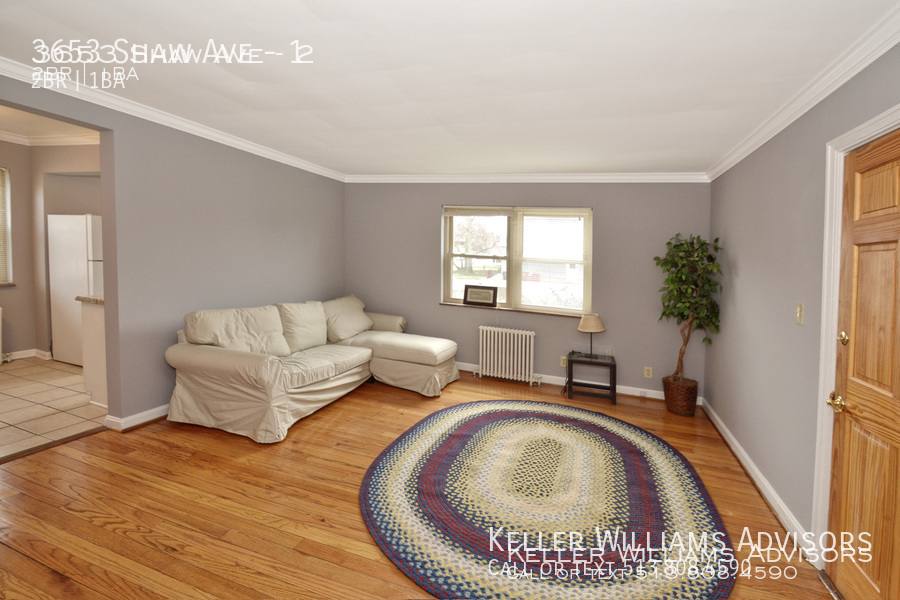 Apartment for rent at 3653 Shaw Ave #1, Cincinnati, OH 45208
