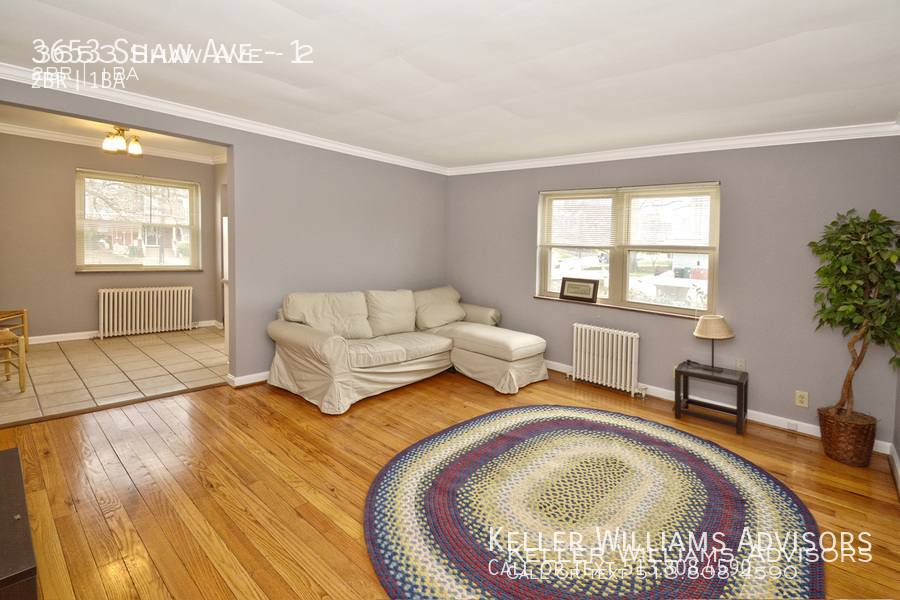 Apartment for rent at 3653 Shaw Ave #1, Cincinnati, OH 45208