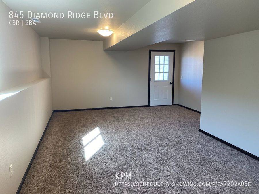 House for rent at 845 Diamond Ridge Blvd, Rapid City, SD 57703