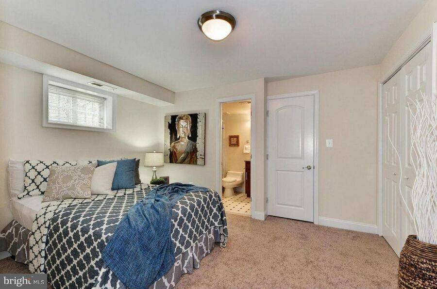 House for rent at 410 15th St NE #5, Washington, DC 20002