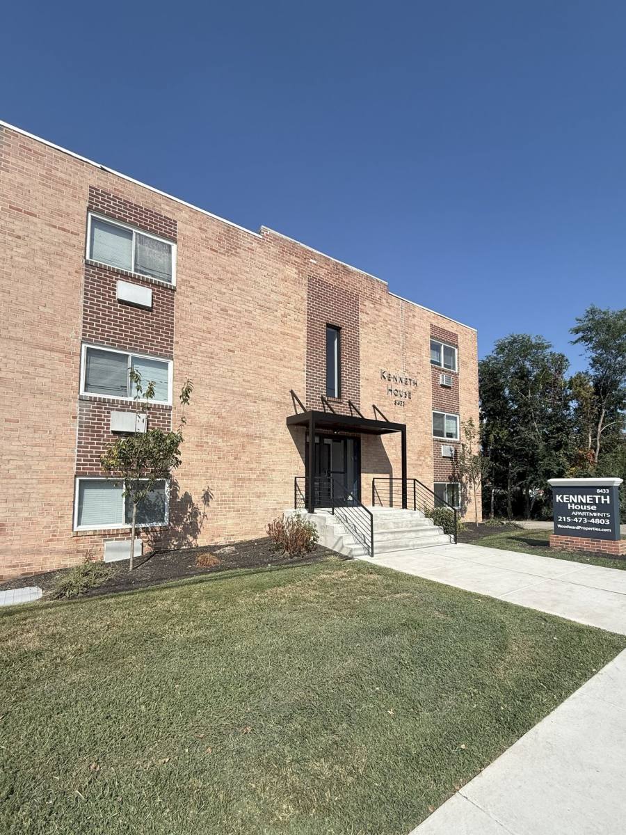 Apartment for rent at 8433 W Chester Pike, Upper Darby, PA 19082