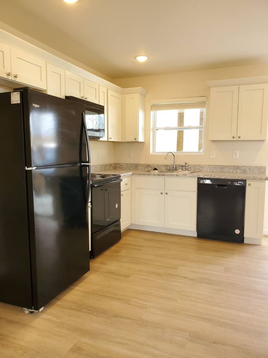 Apartment for rent at 225 Cedar Cove Lane, Burfordville, MO 63739