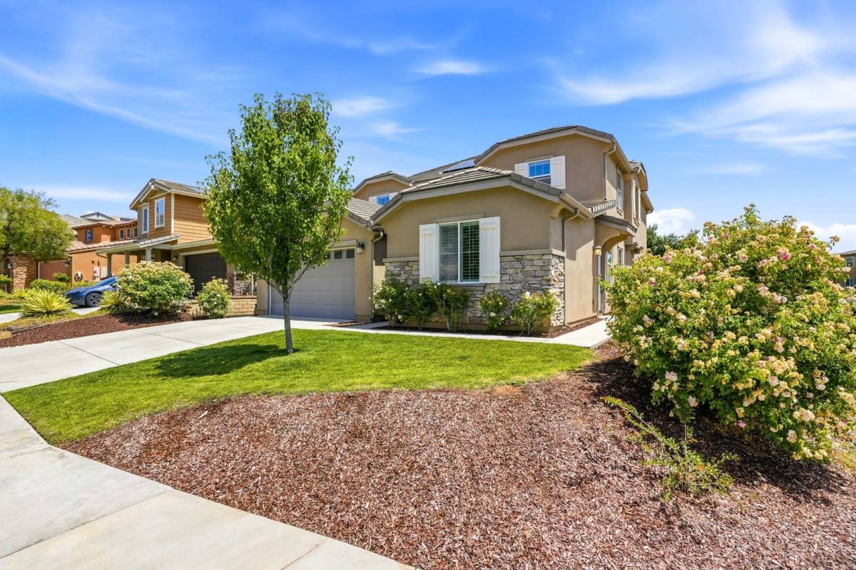 House for rent at 24545 Rosette Lane, Valencia, CA 91354