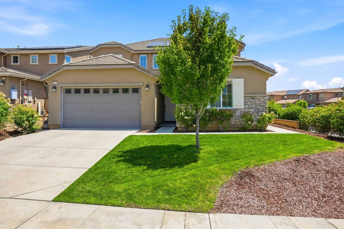 House for rent at 24545 Rosette Lane, Valencia, CA 91354