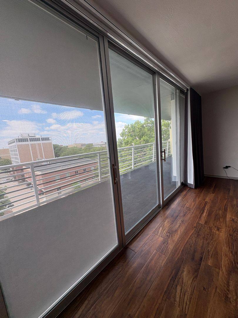 Apartment for rent at 1301 Lincoln Mall, Lincoln, NE 68508