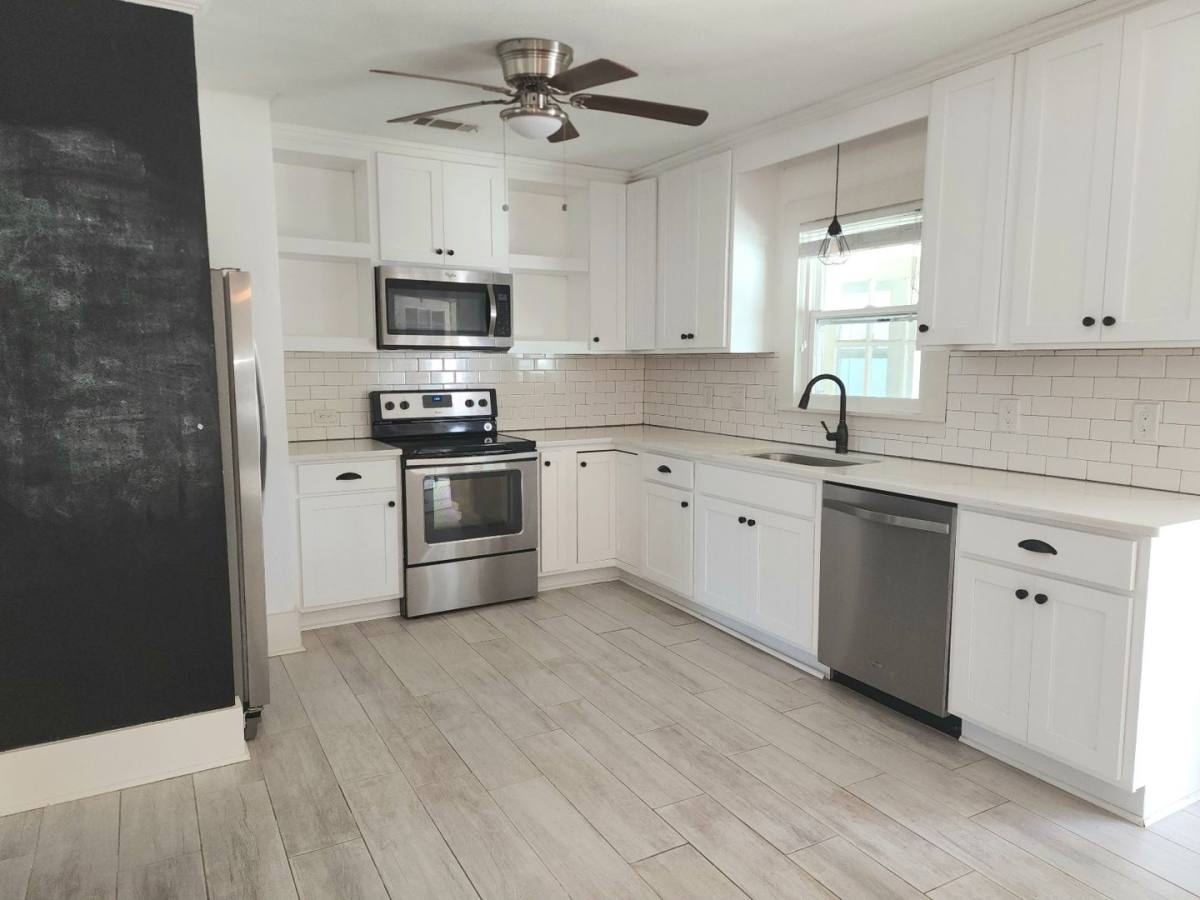 House for rent at 2781 N 16th Ave, Pensacola, FL 32503