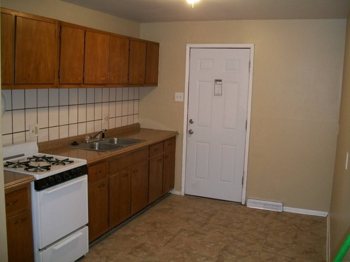 Apartment for rent at 3960-3962 Geraldine, Saint Ann, MO 63074