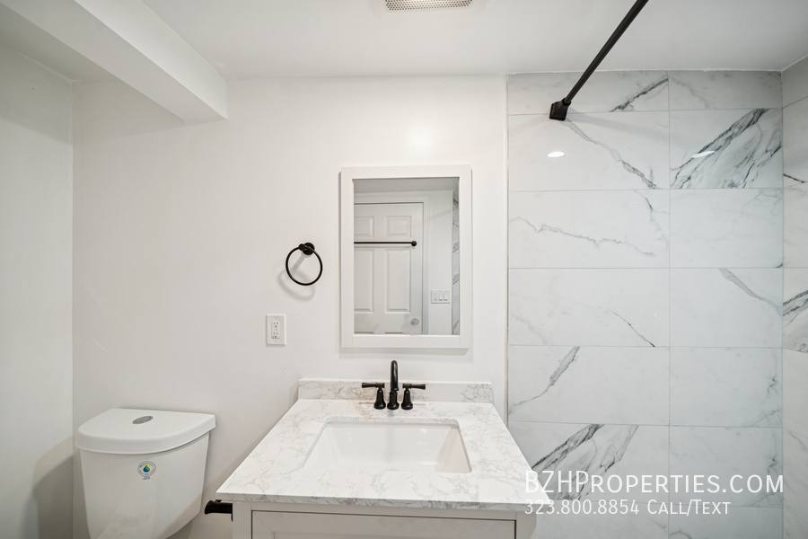 Apartment for rent at 1267 Vin Scully Ave #1267 1 2, Los Angeles, CA 90026