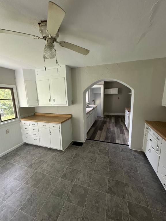 House for rent at 164 N Park St, Savanna, IL 61074