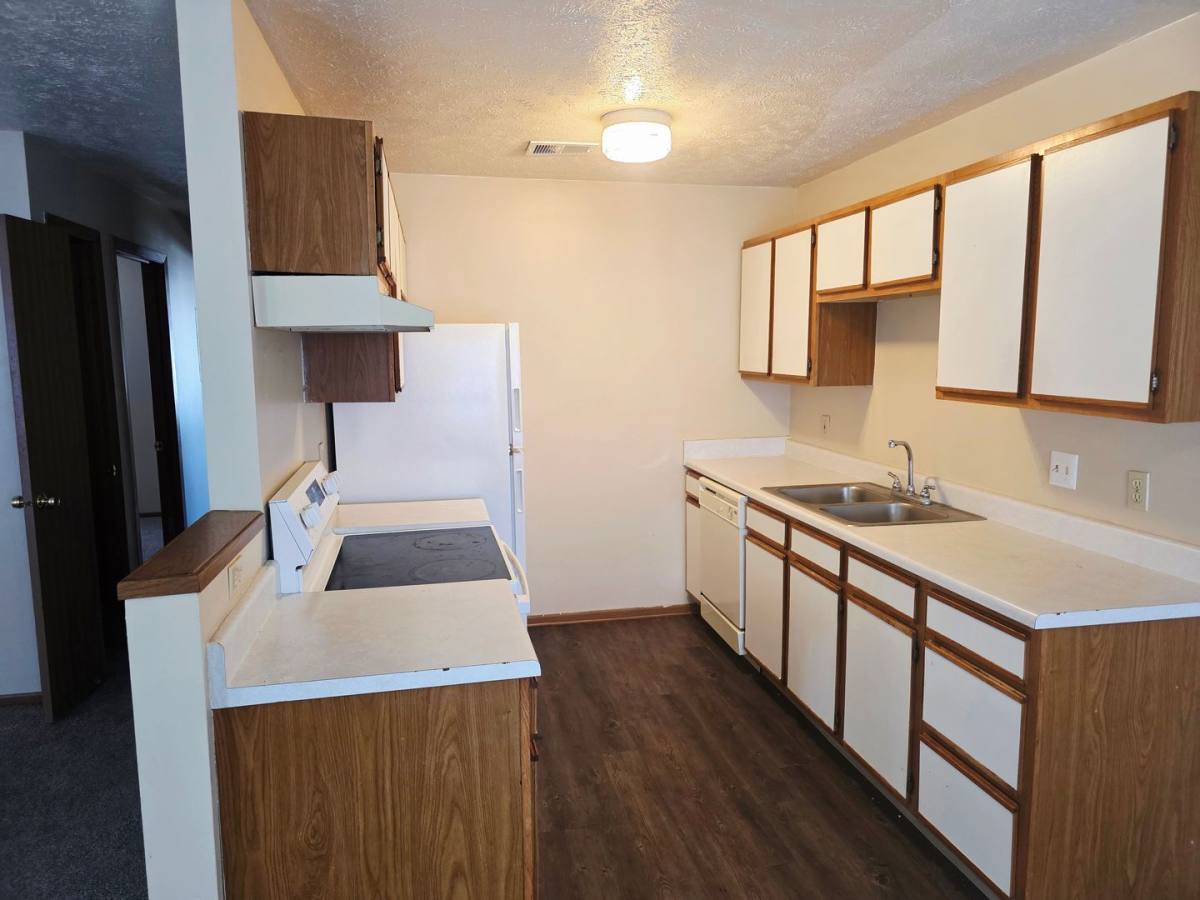 Apartment for rent at 4865 Marshall Dr #109, Omaha, NE 68137