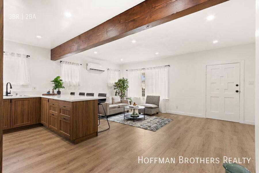 Apartment for rent at 1244 W 107th St, Los Angeles, CA 90044