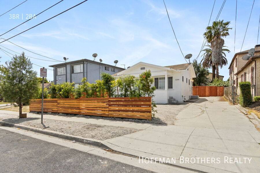 Apartment for rent at 1244 W 107th St, Los Angeles, CA 90044