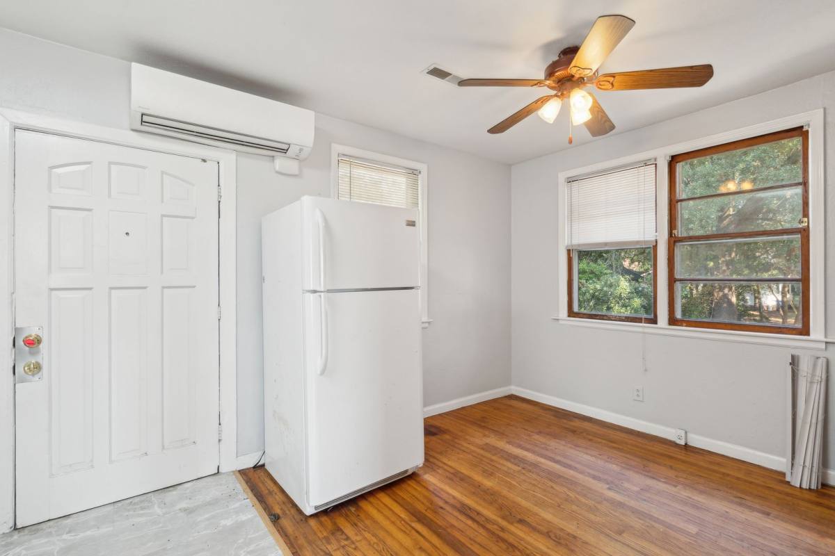 House for rent at 1007 Bethany St #GARAGE, North Charleston, SC 29405