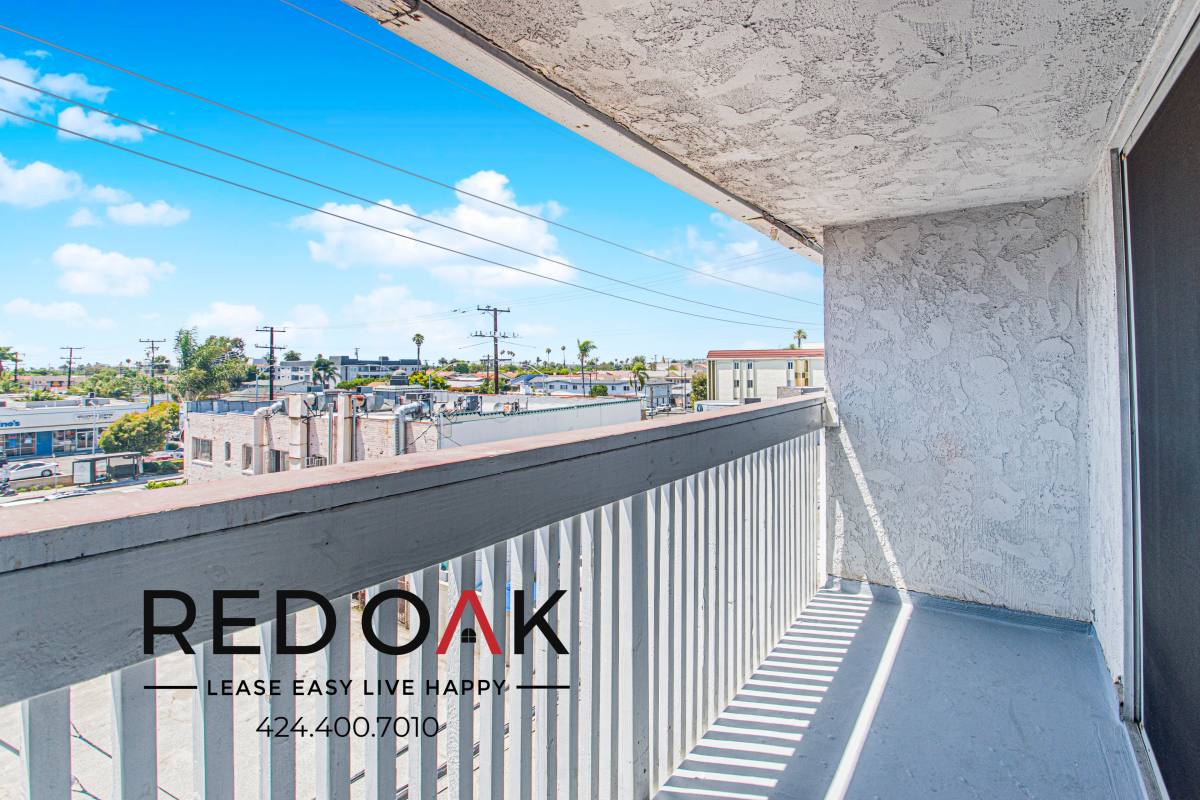 Condo for rent at 379 Newport Ave #310, Long Beach, CA 90814