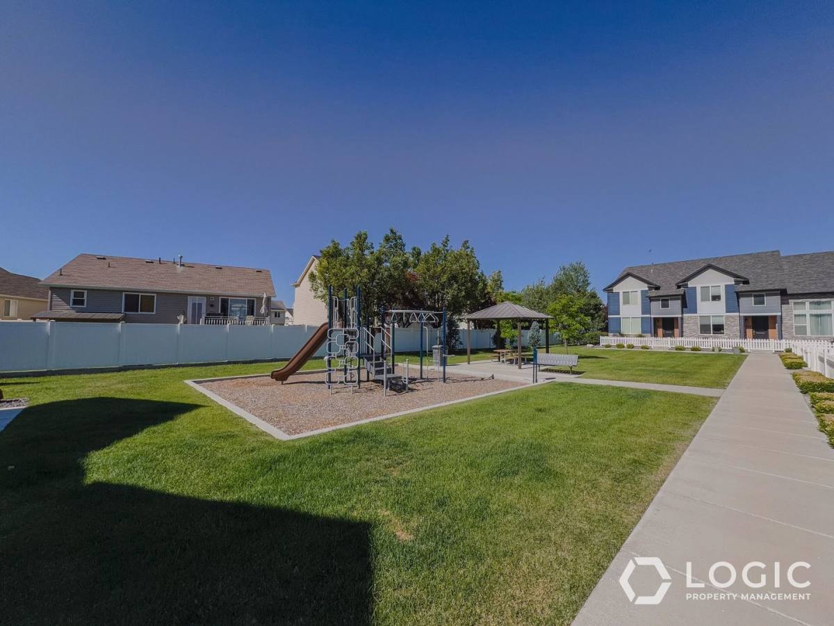 Townhouse for rent at 11627 S Frost View Lane, Draper, UT 84020