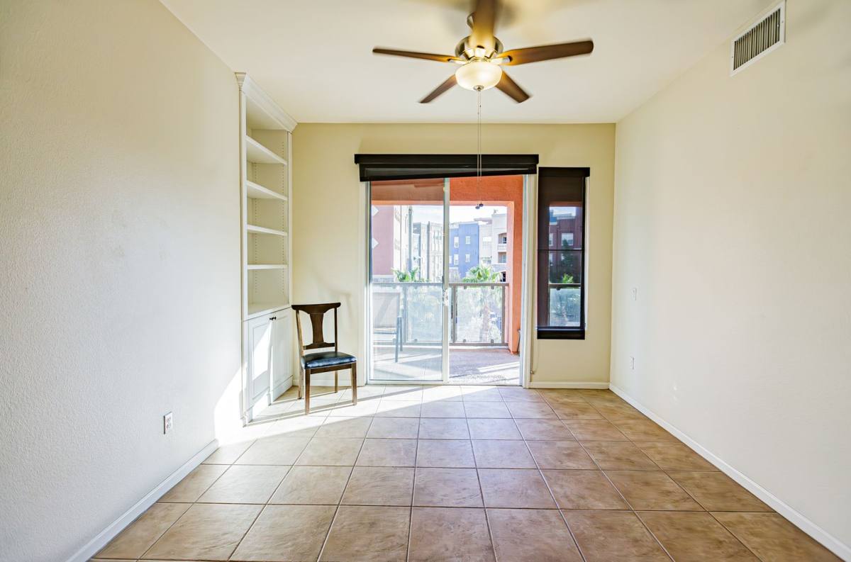 Condo for rent at 43 E Agate Ave, Las Vegas, NV 89123