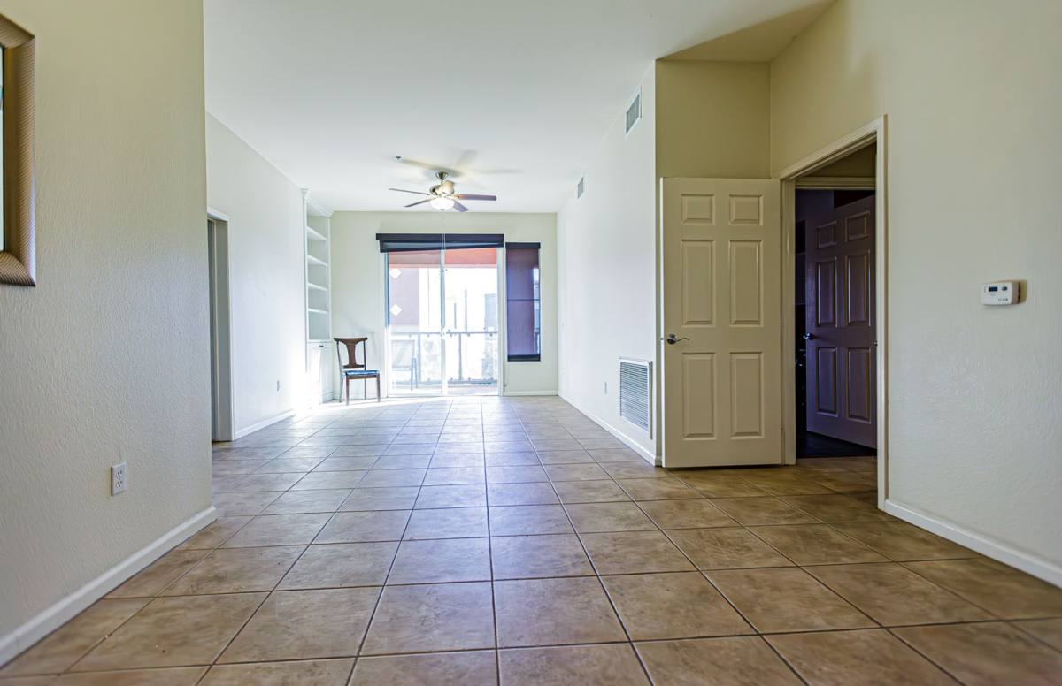 Condo for rent at 43 E Agate Ave, Las Vegas, NV 89123