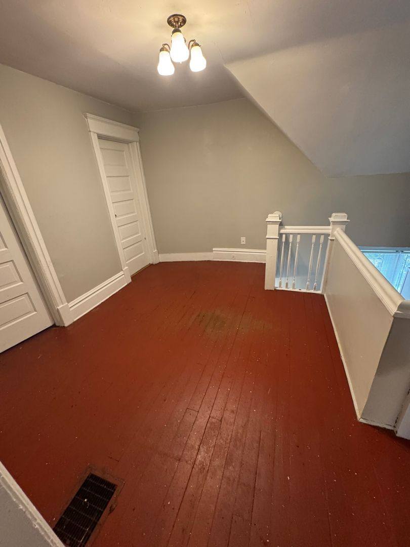 Apartment for rent at 1359 Charles St, Rockford, IL 61104