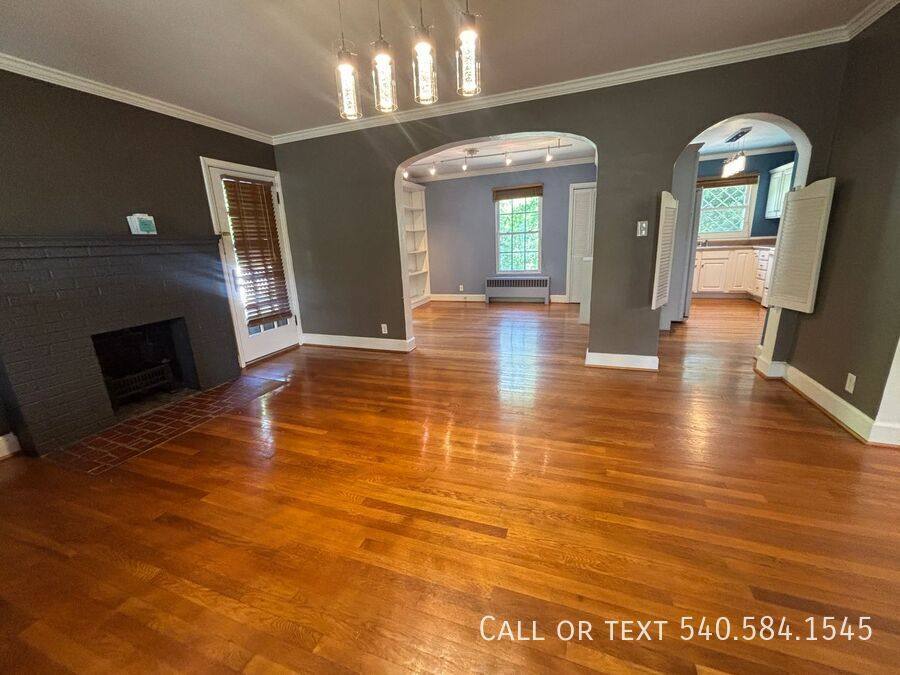 House for rent at 3479 Overbrook Dr, Roanoke, VA 24018