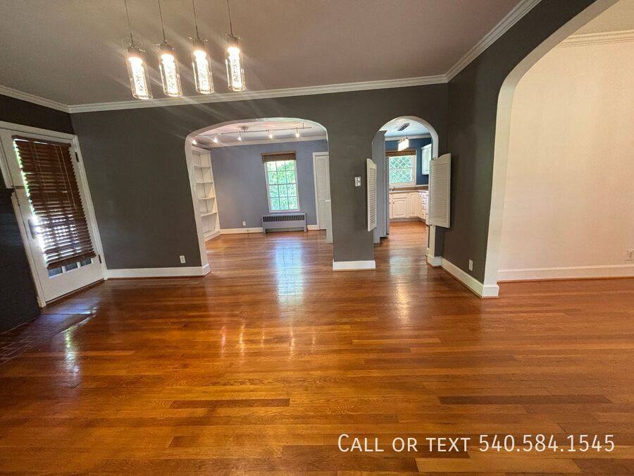 House for rent at 3479 Overbrook Dr, Roanoke, VA 24018