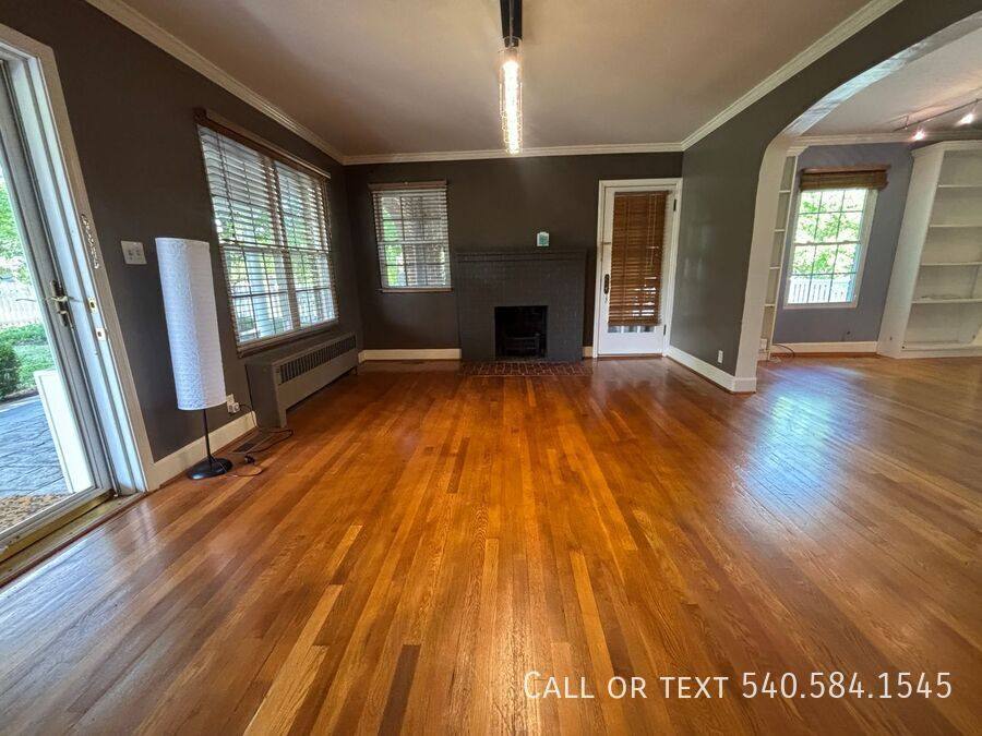 House for rent at 3479 Overbrook Dr, Roanoke, VA 24018
