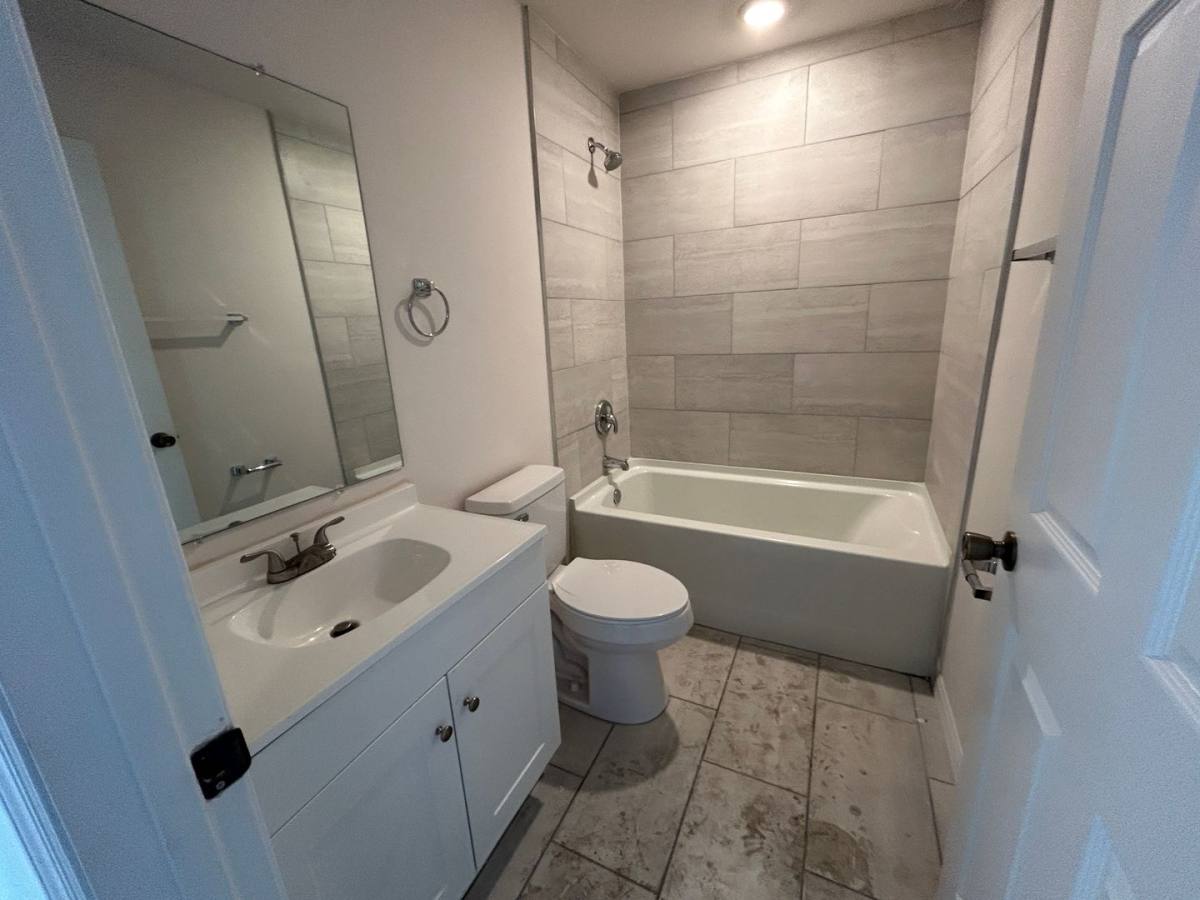 Apartment for rent at 2907 Santa Barbara Blvd, Cape Coral, FL 33914