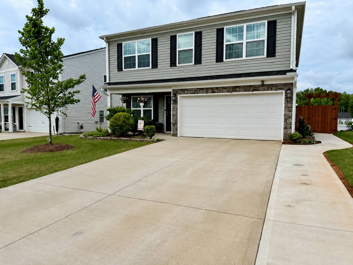 House for rent at 229 Whittier St, Greenville, SC 29605