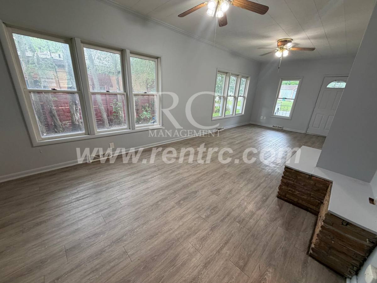 House for rent at 303 12th W, Georgetown, IL 61846