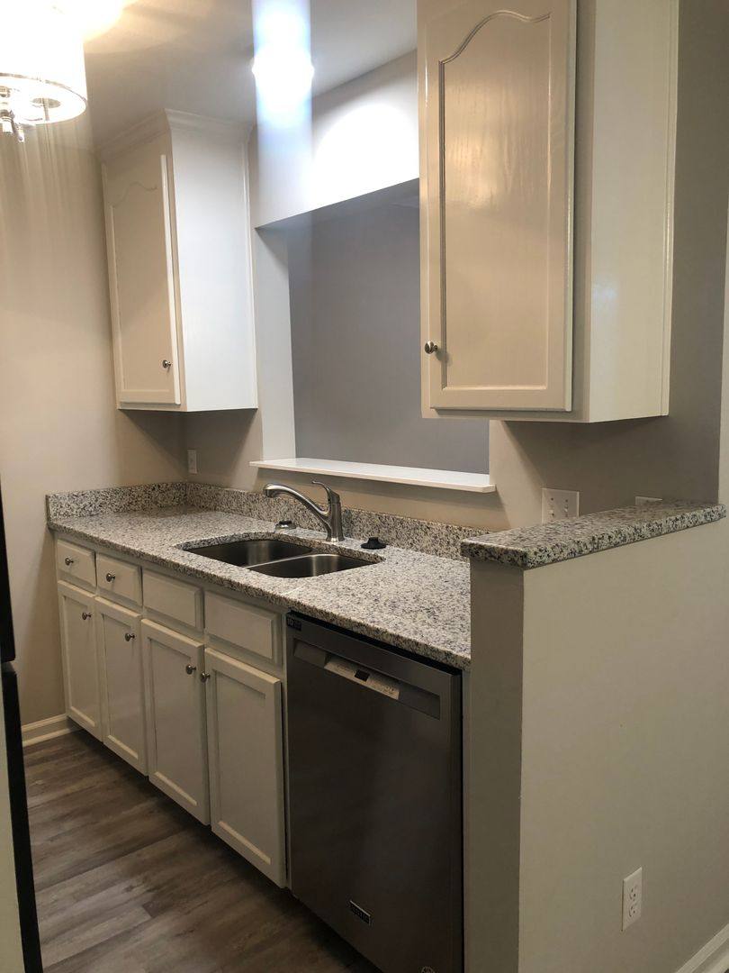 Apartment for rent at 121 Palm Dr, Enterprise, AL 36330