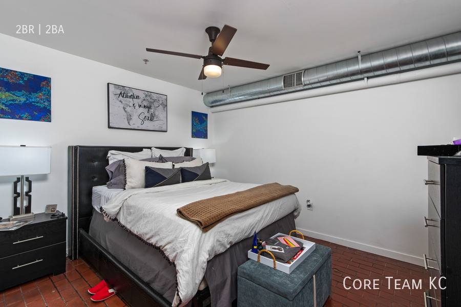 Apartment for rent at 1180 E 30th St #202, Kansas City, MO 64109
