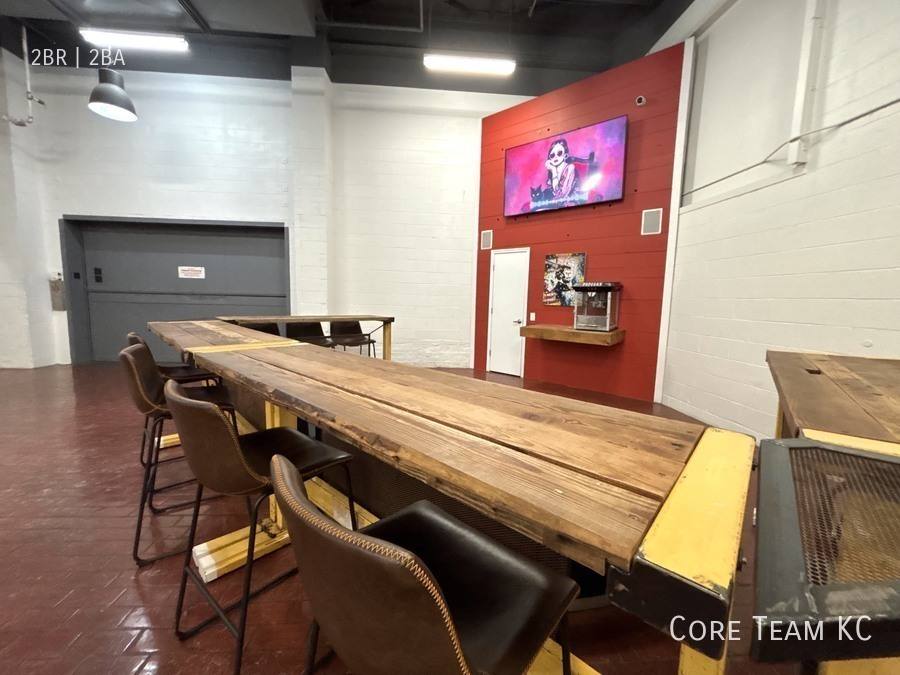 Apartment for rent at 1180 E 30th St #202, Kansas City, MO 64109