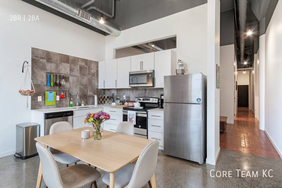 Apartment for rent at 1180 E 30th St #202, Kansas City, MO 64109