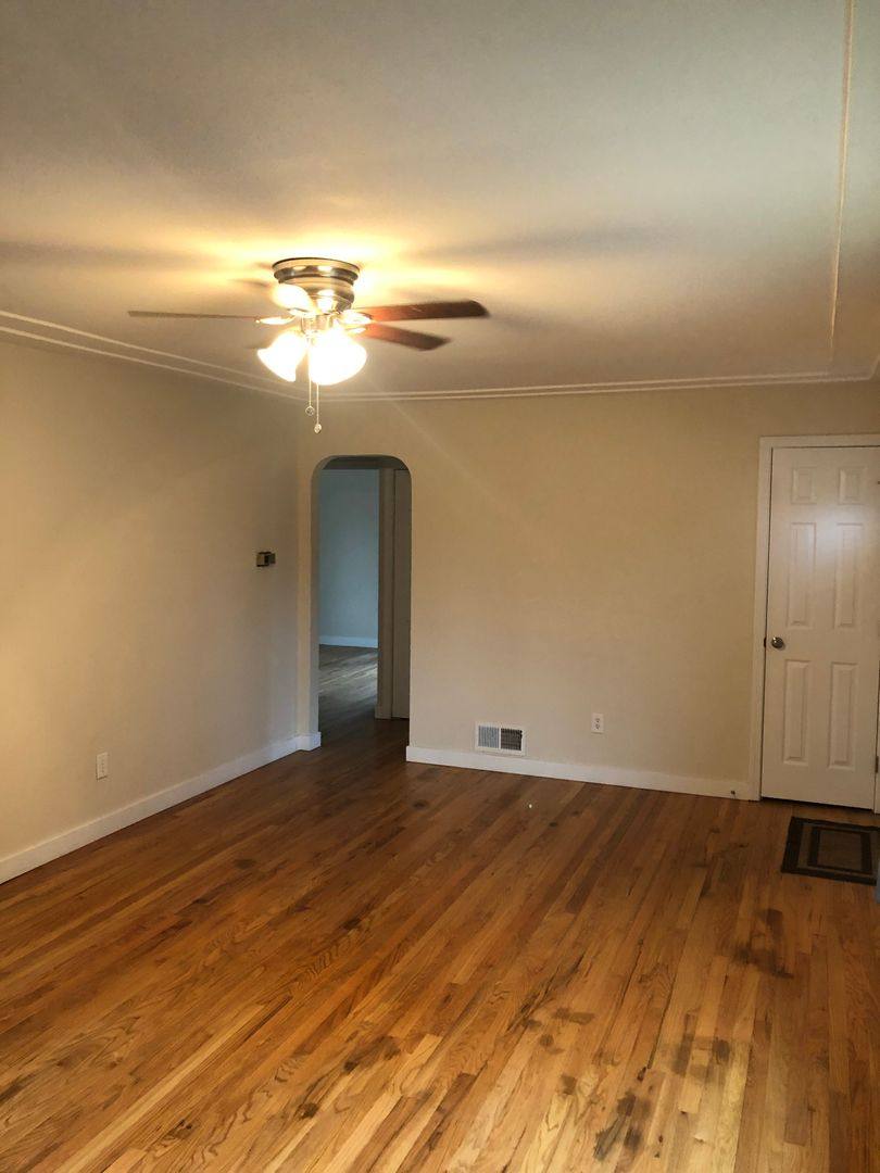 House for rent at 3917 W Hoffman Ave, Spokane, WA 99205