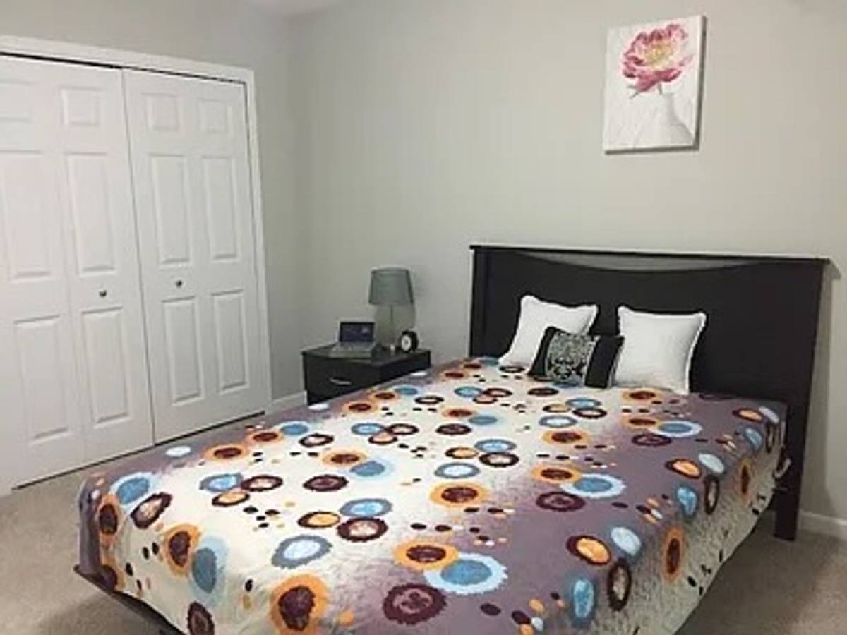 House for rent at 5137 Giesboro Lane, Okemos, MI 48864