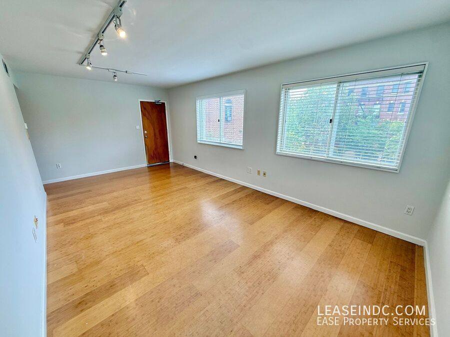 Apartment for rent at 1526 12th St #4, Washington, DC 20005