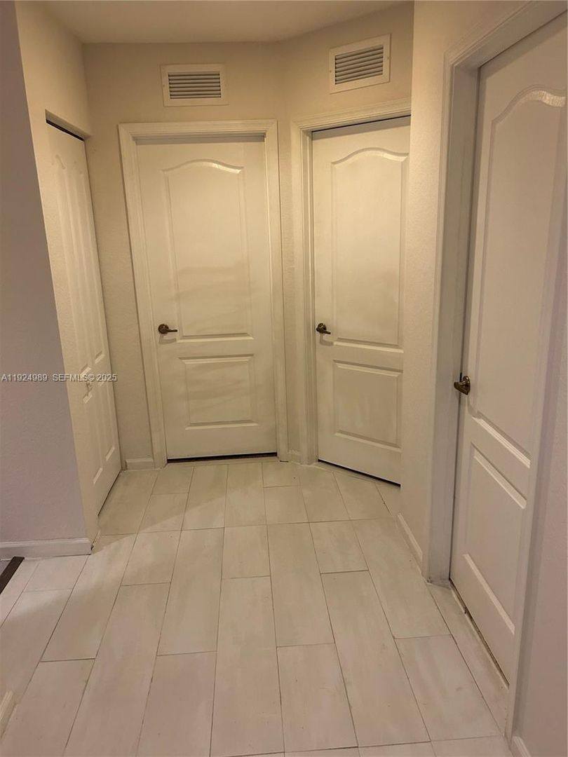 Townhouse for rent at 13903 SW 279th Lane, Homestead, FL 33032
