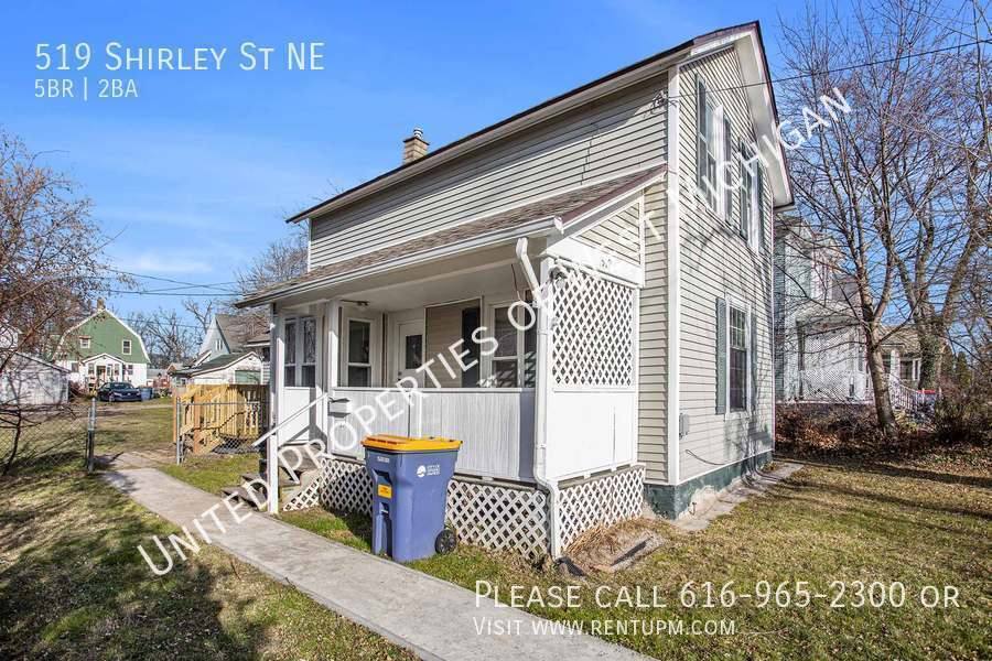 House for rent at 519 Shirley St NE, Grand Rapids, MI 49503