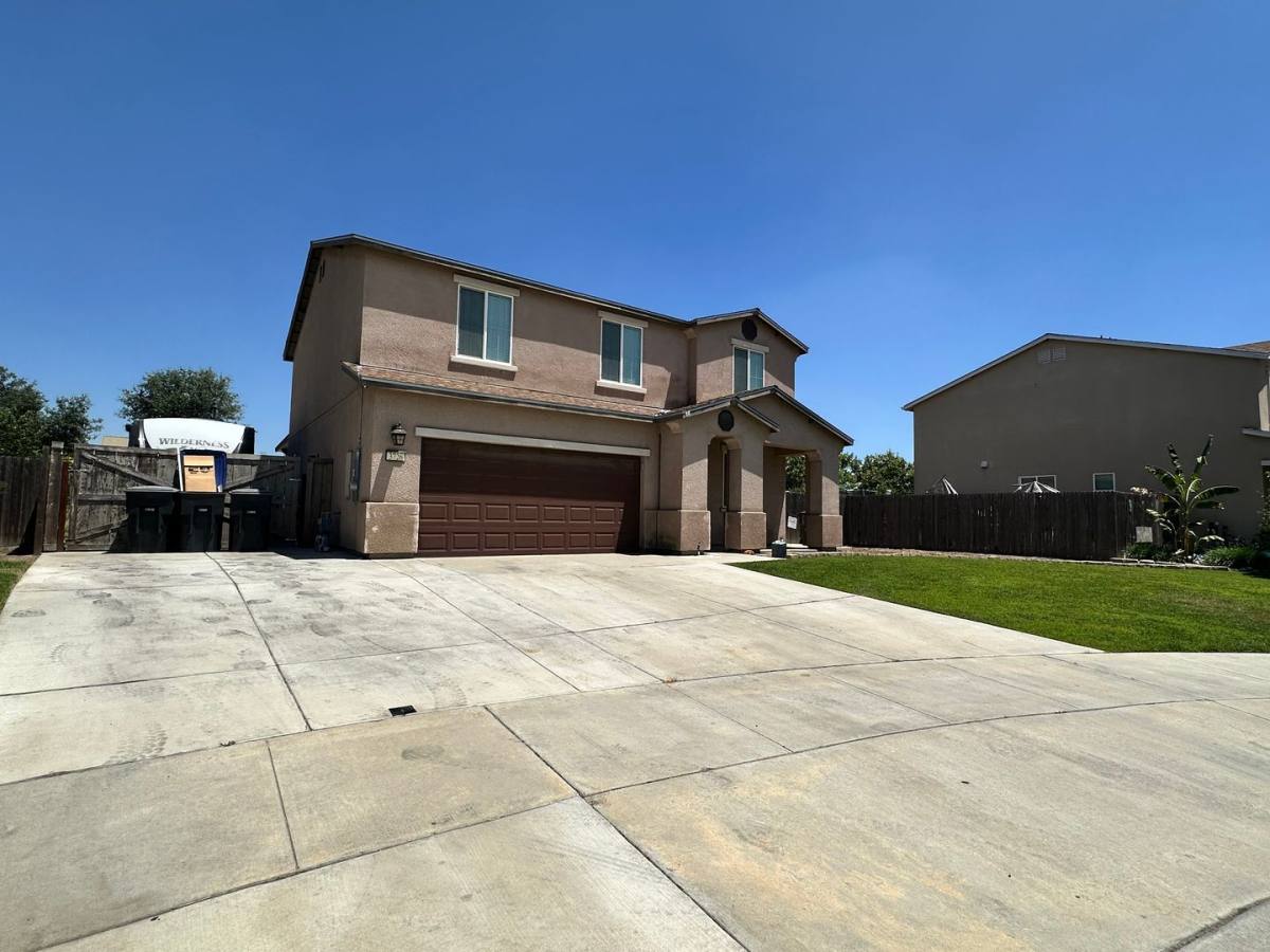House for rent at 3726 N Shady Court, Visalia, CA 93291