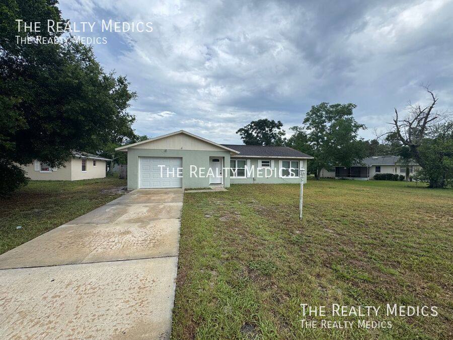 House for rent at 1199 Lawrence Ave, Deltona, FL 32725