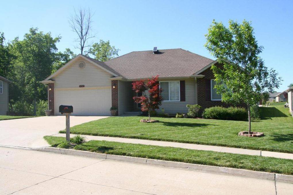 House for rent at 2907 Woods Crossing Dr, Columbia, MO 65202