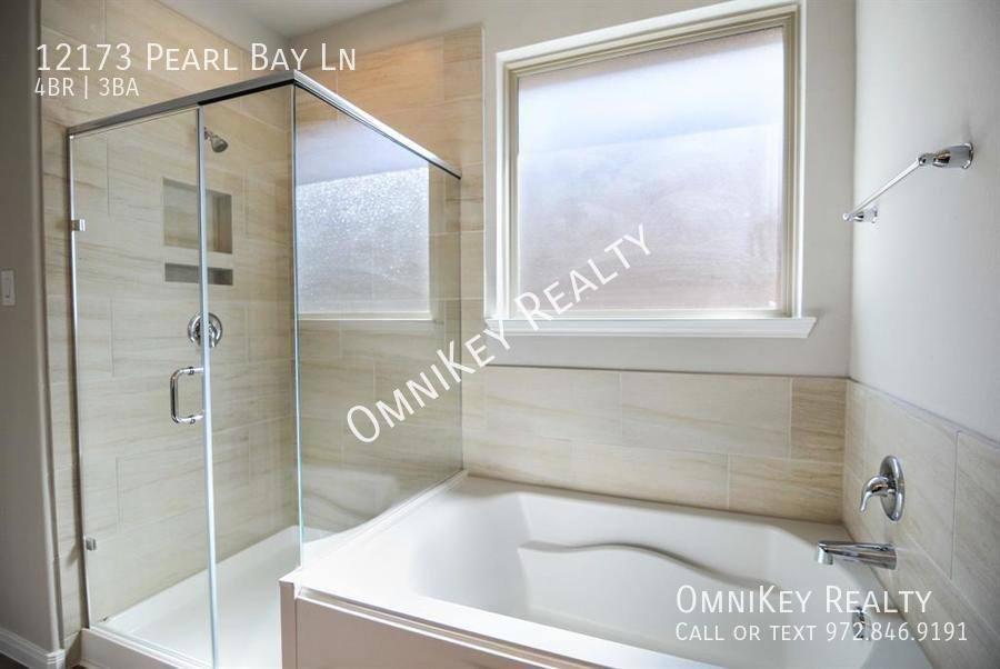 House for rent at 12173 Pearl Bay Lane, Conroe, TX 77304