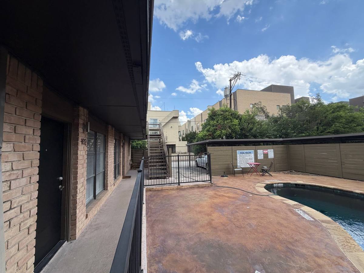 Apartment for rent at 4107 Avondale Ave #102, Dallas, TX 75219
